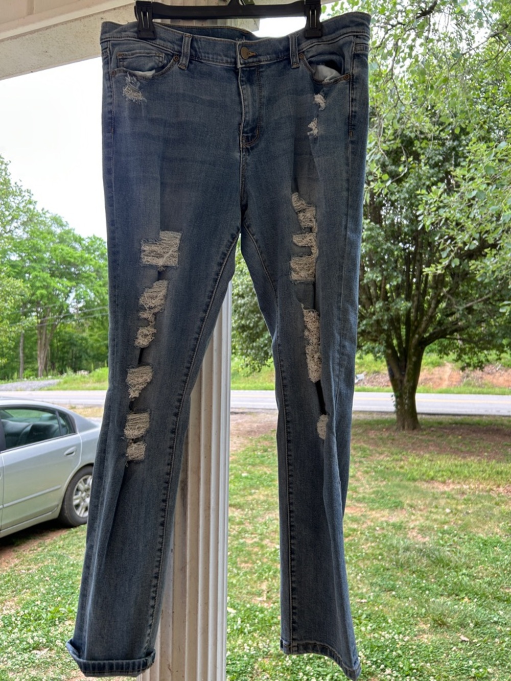 Soho Medium Blue Ripped Skinny Jeans